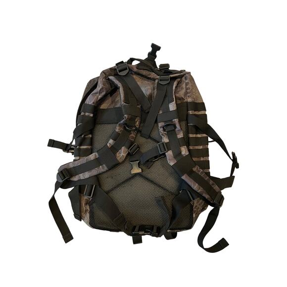 Generic Gray Camo Gamebag Backpack - Picture 2 of 5